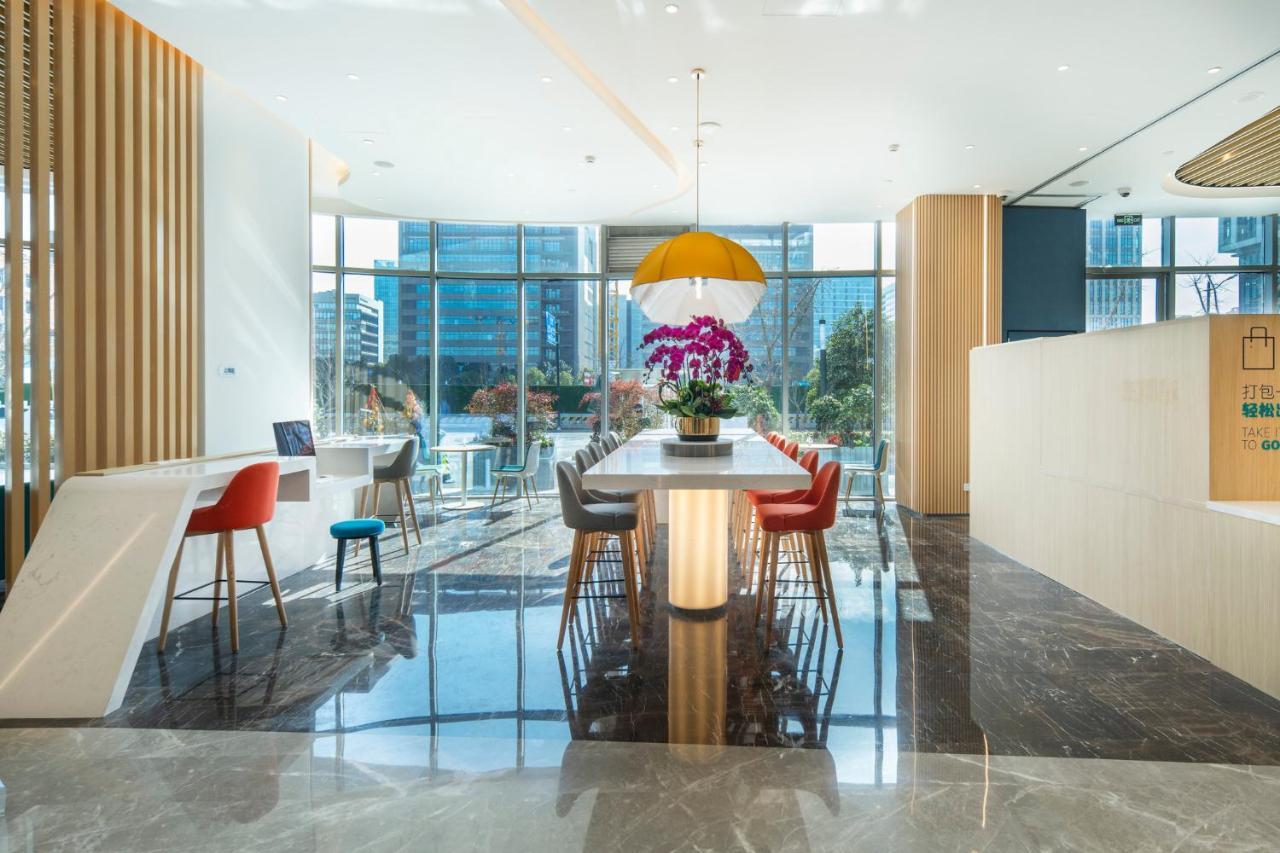Holiday Inn Express Shanghai Pudong Zhangjiang By Ihg Экстерьер фото